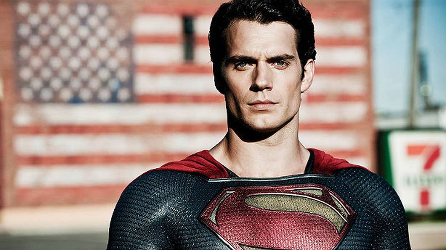 Superman será profundamente alegre no próximo filme, diz Henry Cavill