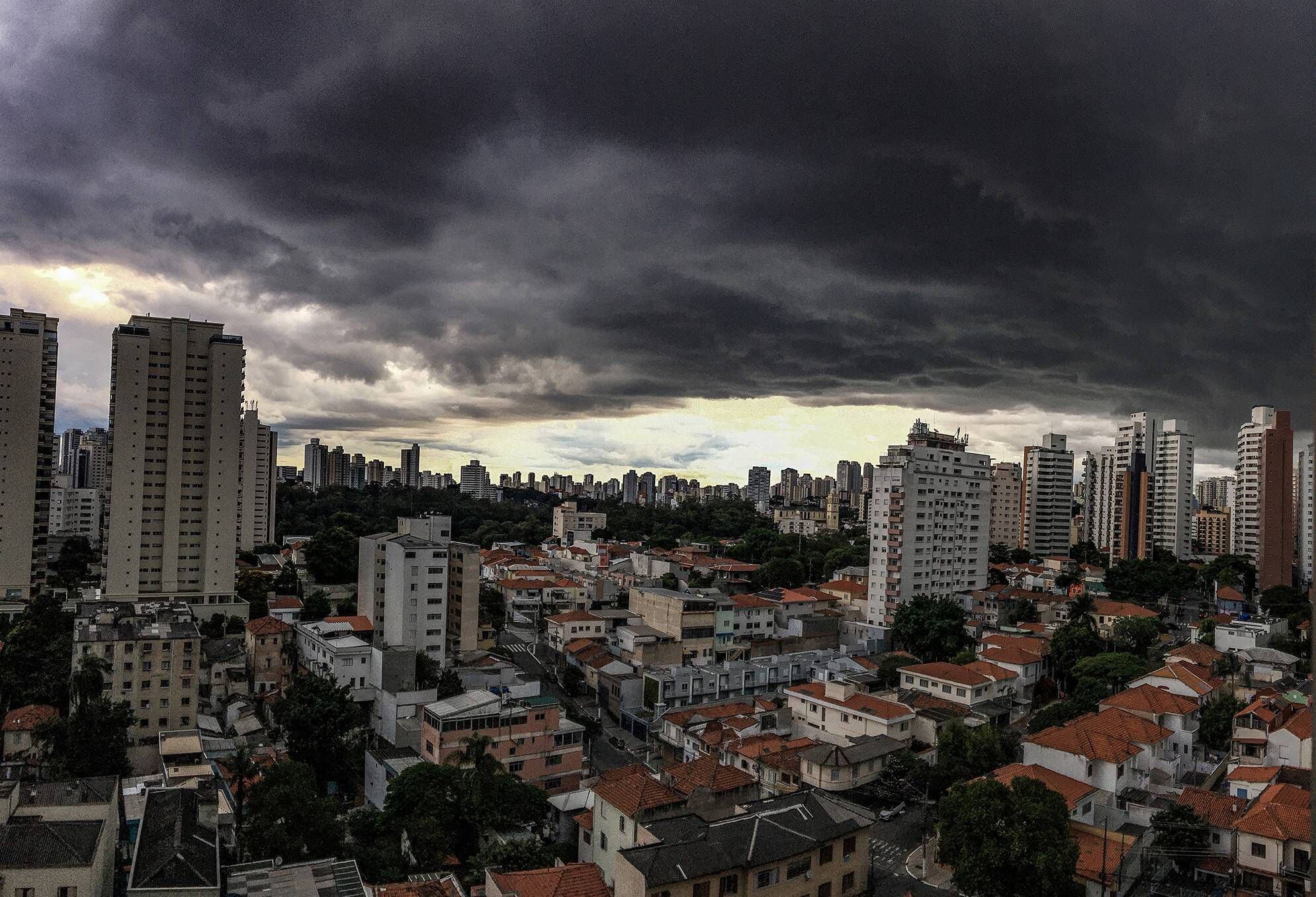 Céu permanece nublado e pode garoar em São Paulo – Metro World