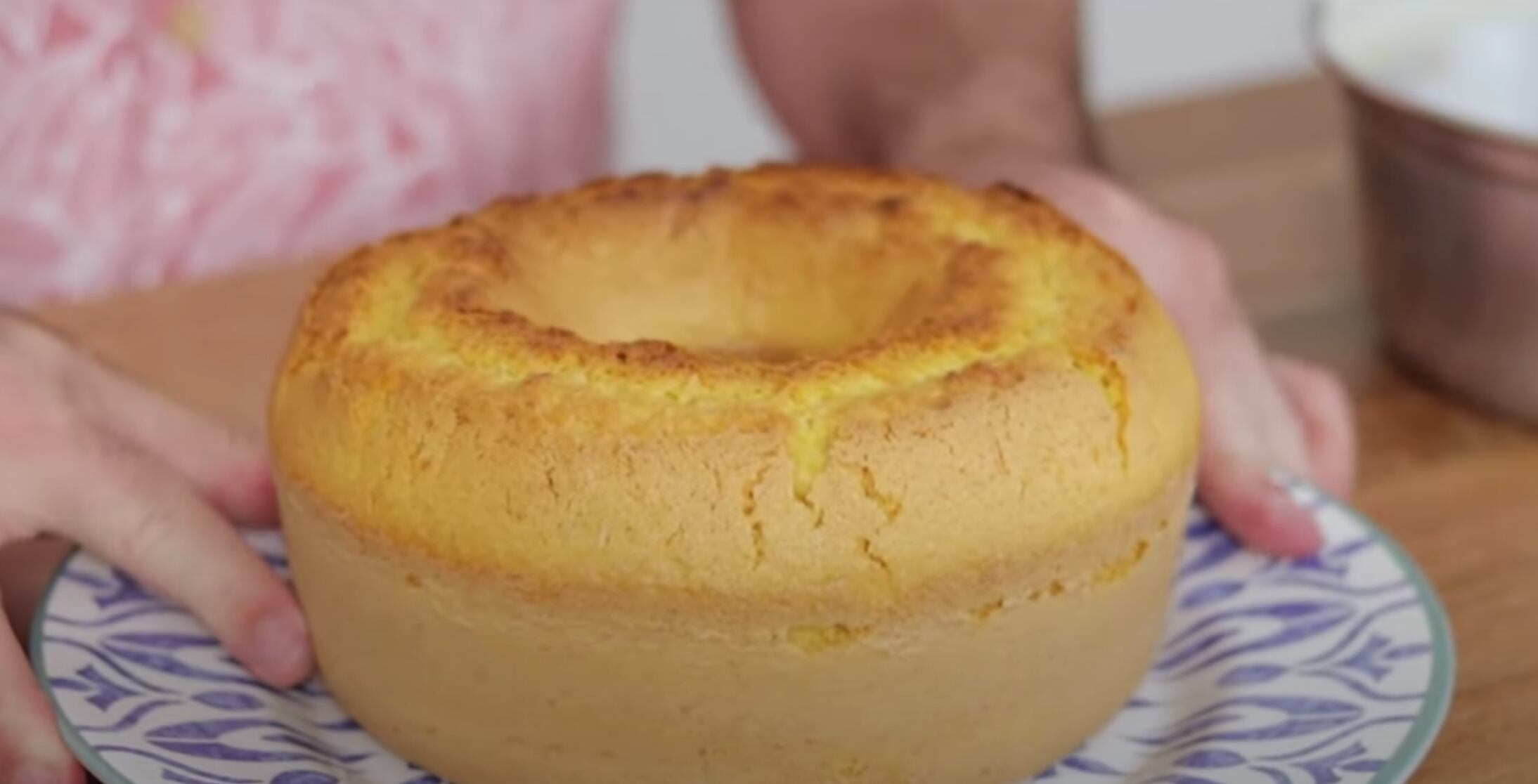 Receita de bolo de fubá para fazer em casa facilmente; uma delícia – Metro  World News Brasil