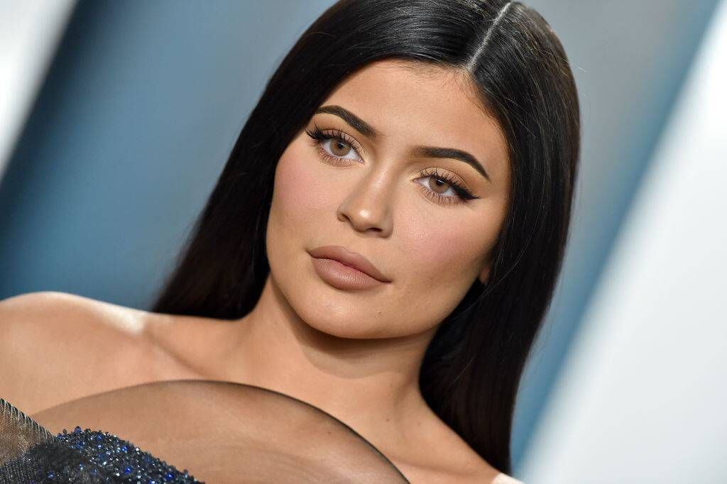 Kylie Jenner passa a quarentena com uma legging e tênis Nike