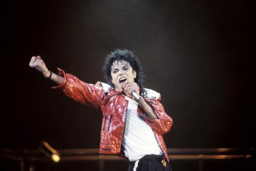 15 anos sem Michael Jackson! Mate um pouco da saudade com algumas músicas do ídolo pop 