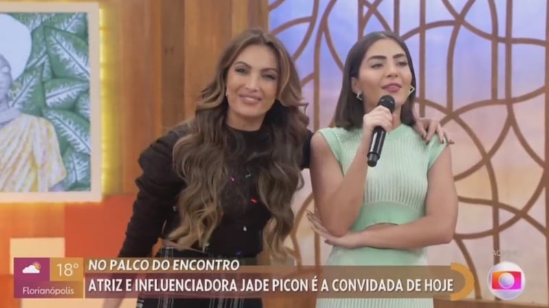 Jade Picon vai ao Encontro e ensina Patrícia Poeta como fazer mousse fitness