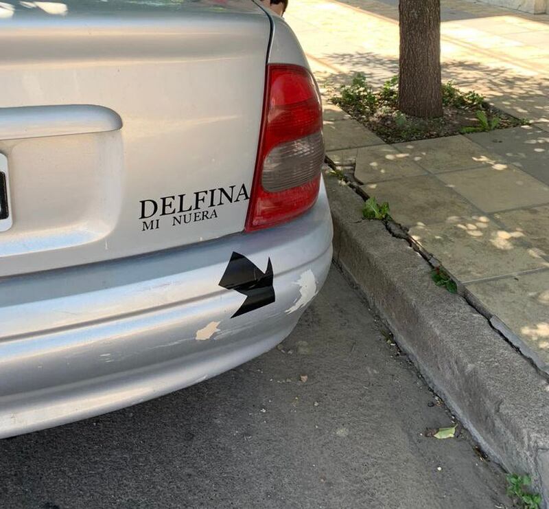 Viral: Chocó el carro de los suegros y ellos se vengaron de una forma muy creativa