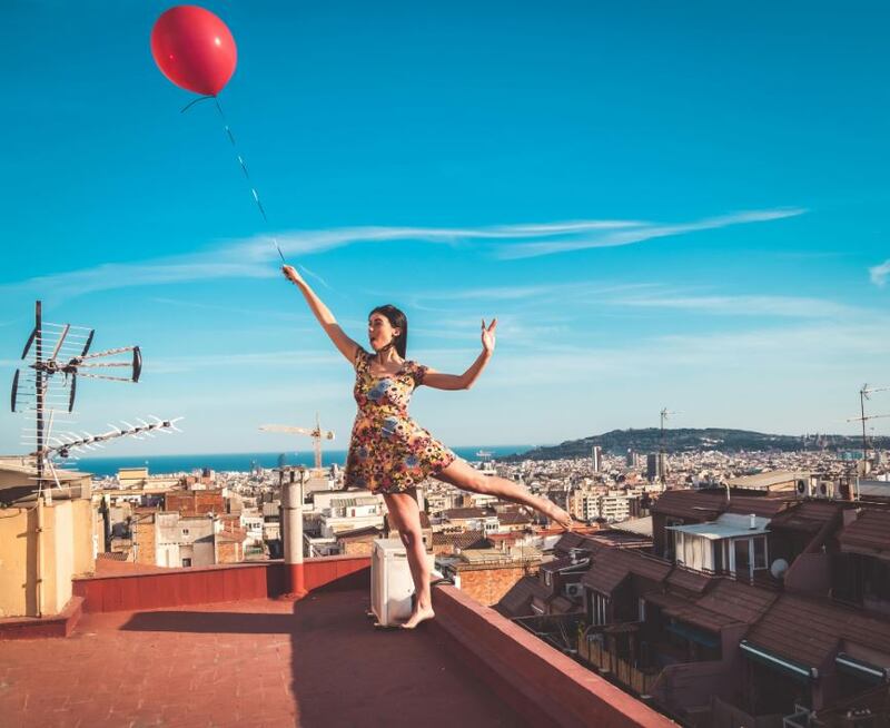 De acuerdo a Clara Tahoces, el vuelo en los sueños habla del deseo de sublimarse