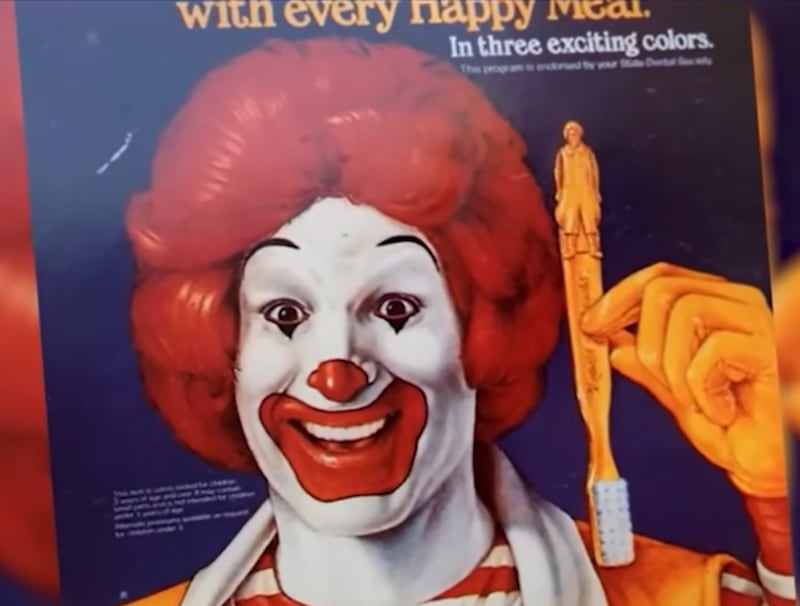 McDonald's fez parceria com a Colgate.