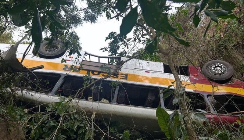 Polícia ainda apura as causas do acidente