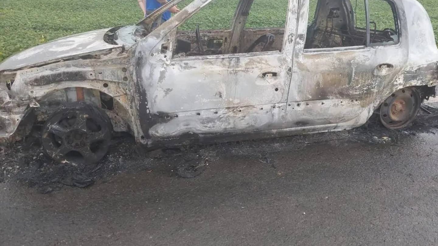 Elizamar Silva e os três filhos foram sufocados e queimados dentro de carro