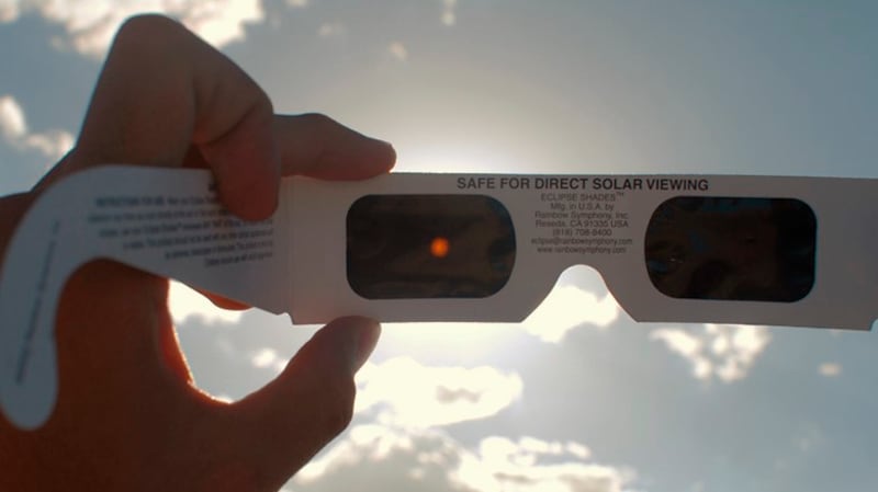 lentes para ver el eclipse