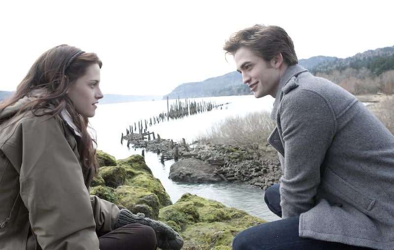 Robert Pattinson y Kristen Stewart en 'Crepúsculo'