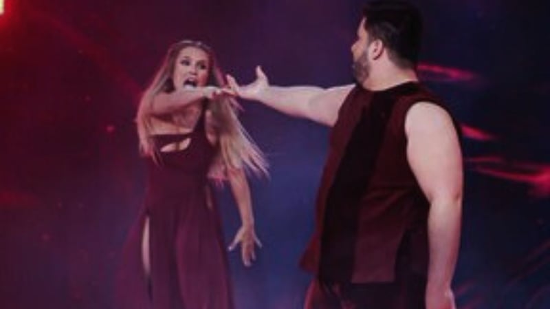 Além da dança, Carla Diaz leva interpretação ao palco do Domingão