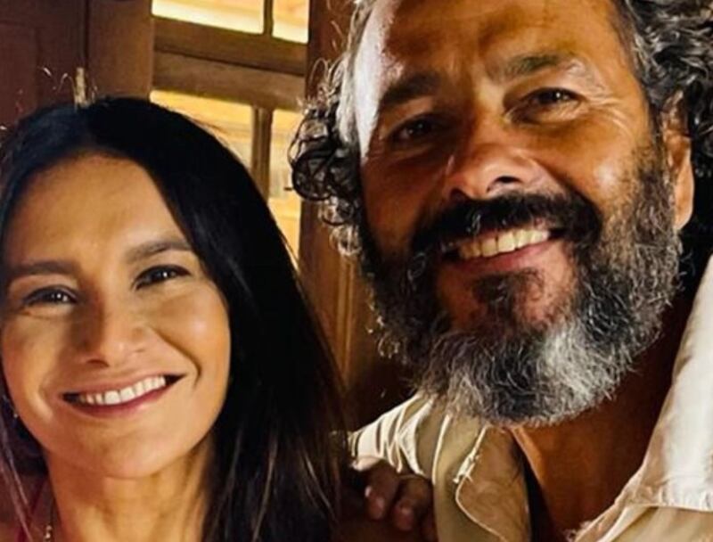 Em Pantanal, José Leôncio (Marcos Palmeira) morre após se casar com Filó (Dira Paes)