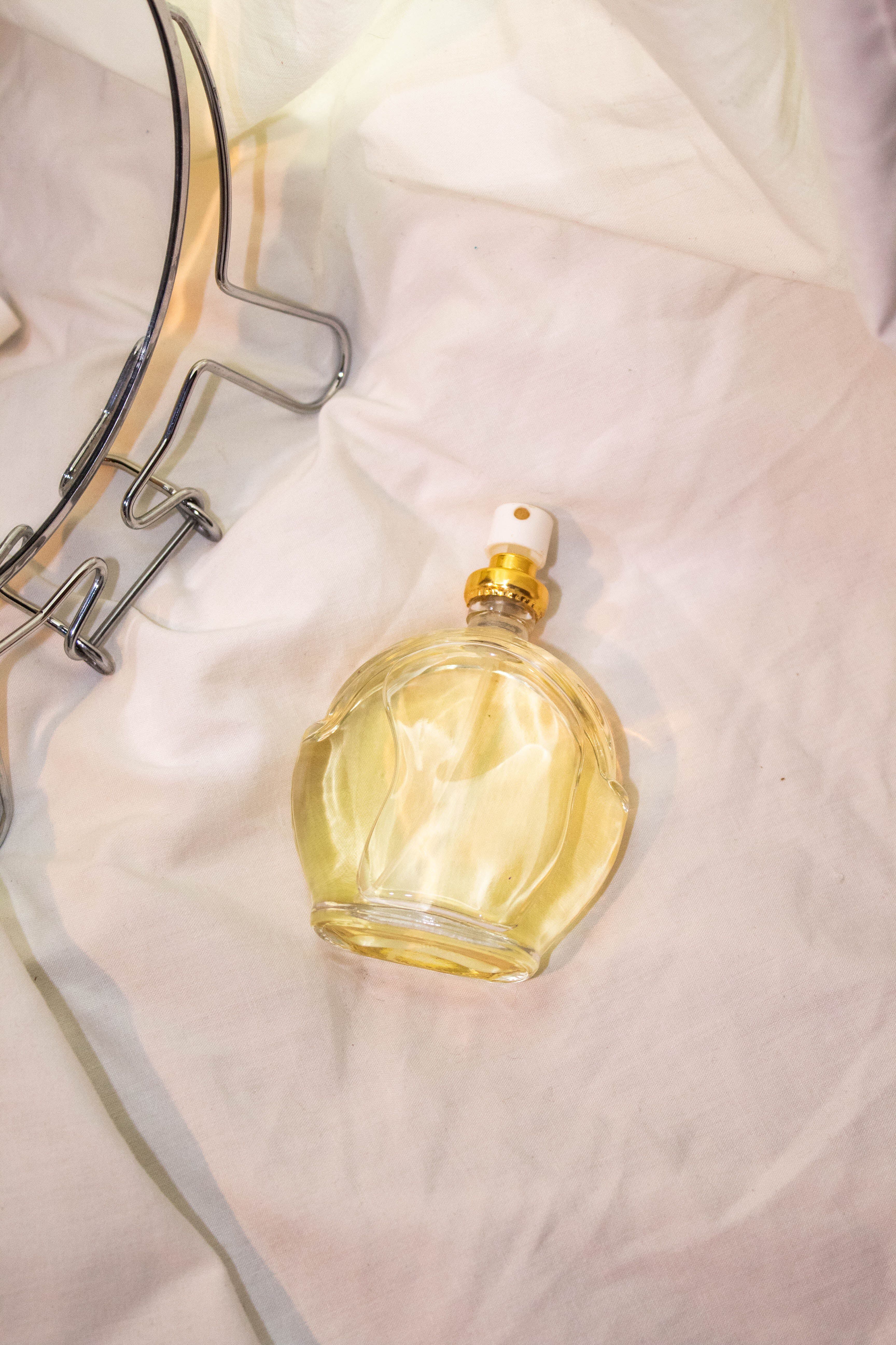 5 perfumes femininos O Boticário que 'grudam no osso' – Metro